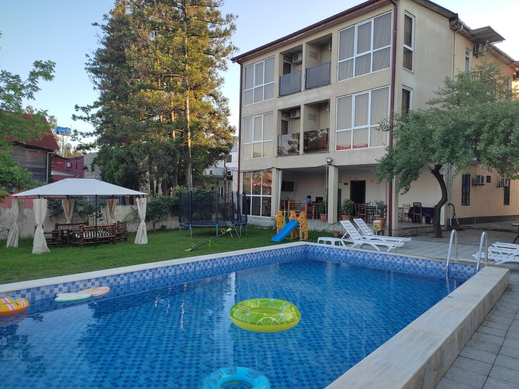 אורקי Tornado Hotel מראה חיצוני תמונה