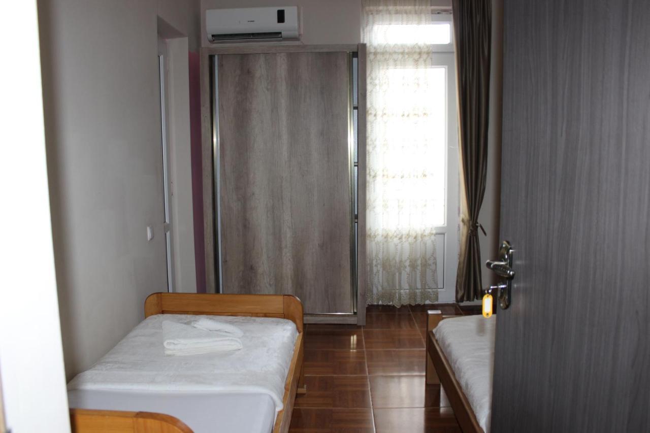 אורקי Tornado Hotel מראה חיצוני תמונה